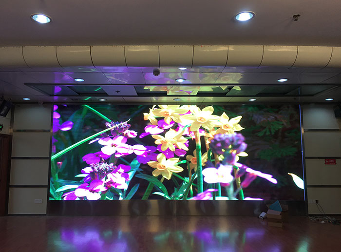 全彩led屏出現(xiàn)花屏怎么辦？